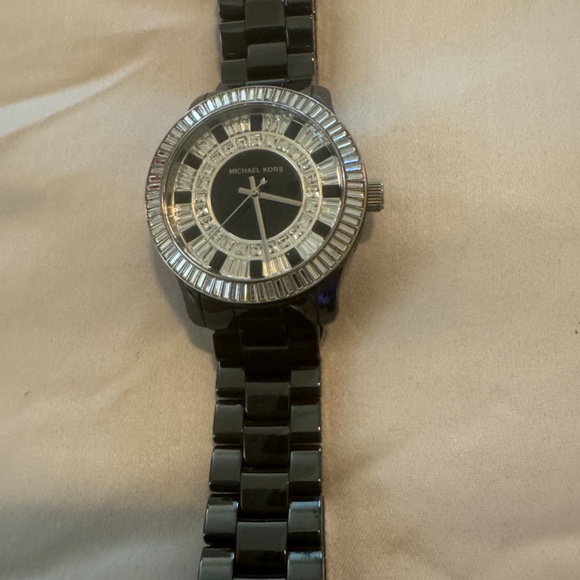 Michael Kors watch - authentic main image 3